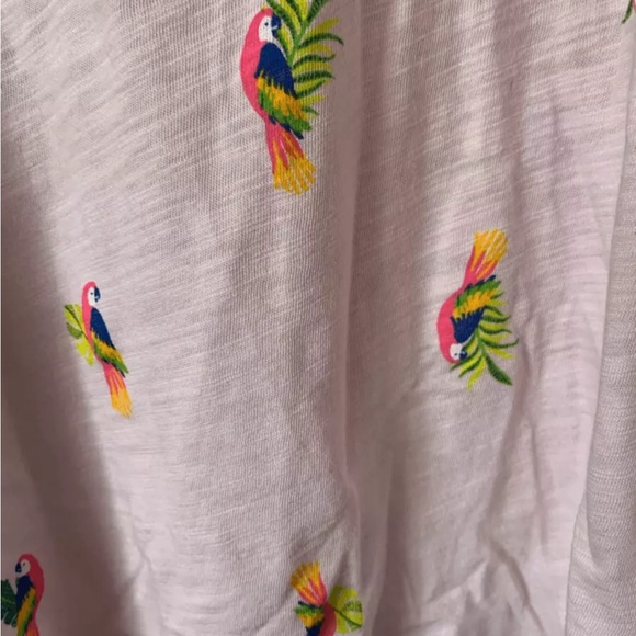 NWT Old Navy Soft EveryWear Printed V-Neck Tee T-Shirt Parrots Pink Women Large - Picture 5 of 5
